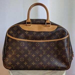 LOUIS VUITTON Monogram Deauville